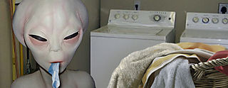 Alien-laundry-eater